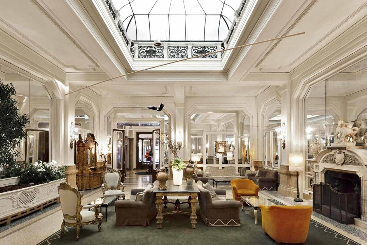 Milan Grand Hotel, Milan lounge room 