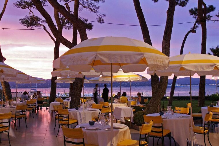 Choosing a Restaurant in St Tropez