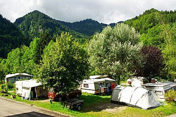 Campsite in Saint Jean d'aulps with caravans in the trees