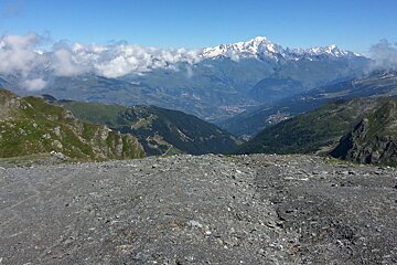 a mountain view in la plagne
