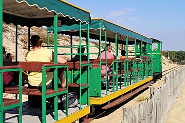 people on tourist train cap ferret