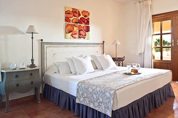 Can Jaume Hotel, Puig d'en Valls double bedroom