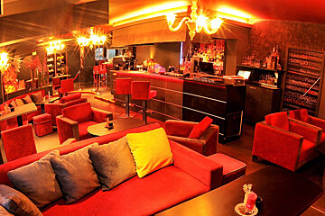 Golden Beef Steakhouse, Antibes interior