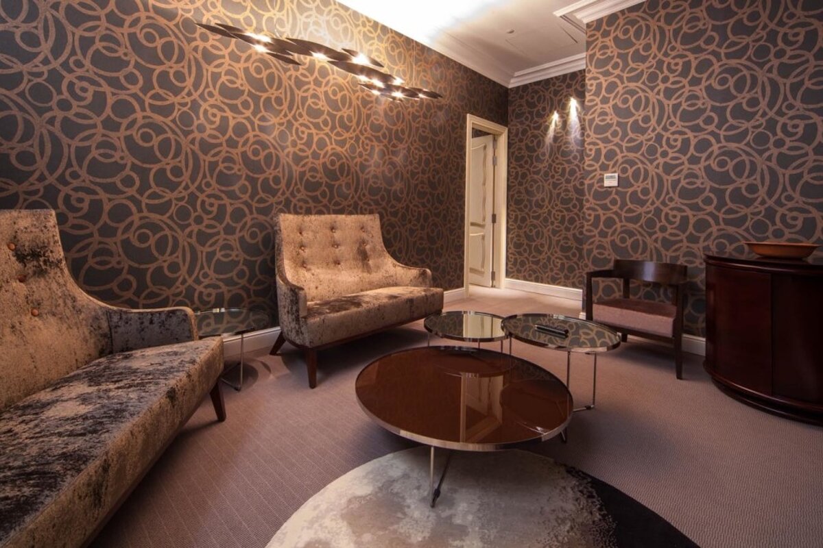 Hostal Cuba Hotel, Palma Centre & Marina lounge room 