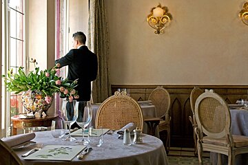Hostellerie Jerome Restaurant, La Turbie interior