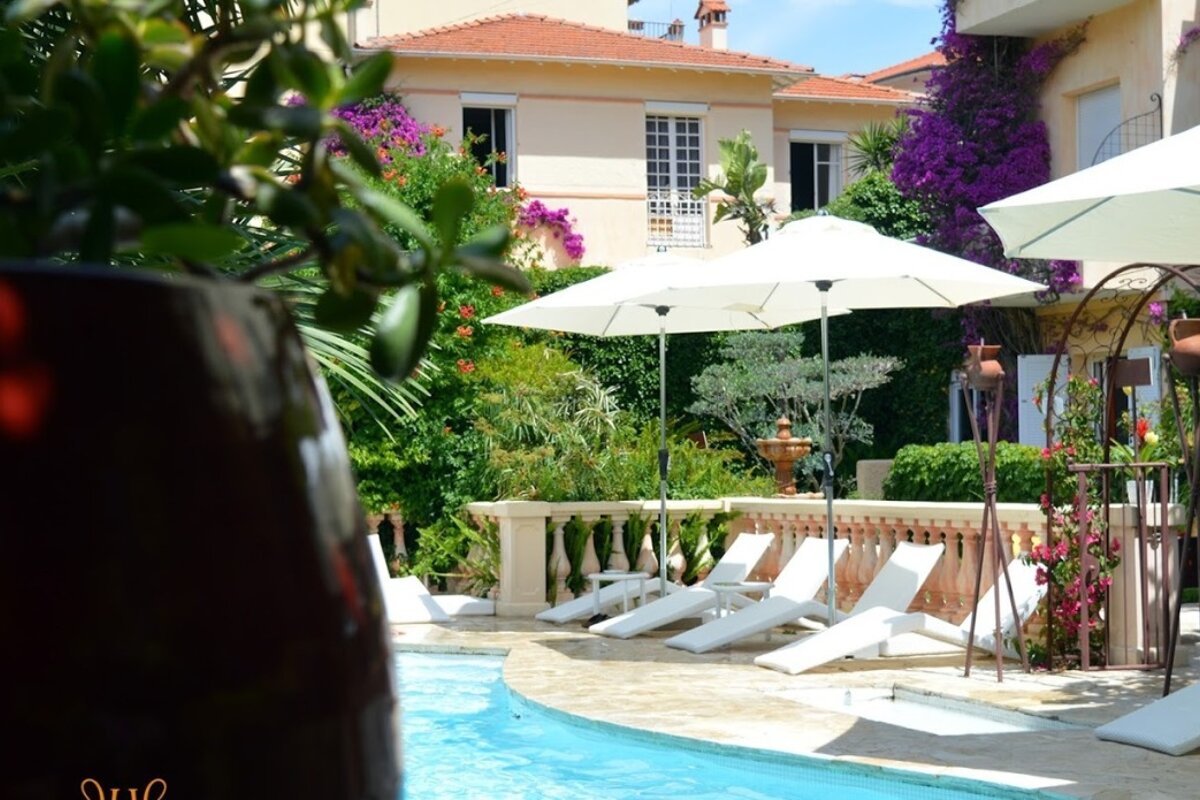 Sainte Valerie Hotel, Juan les Pins pool