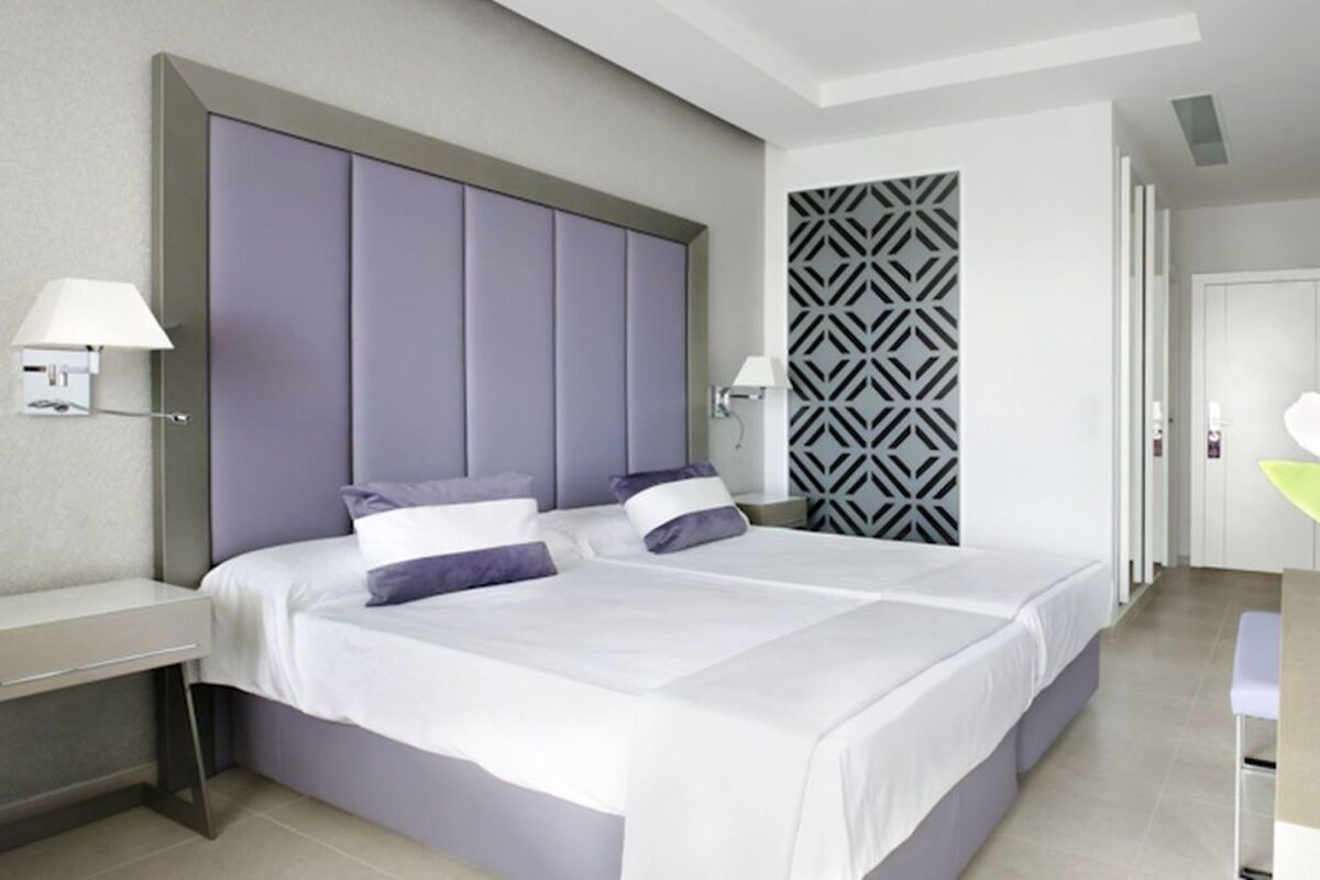 Hotel Torre del Mar Hotel, Playa d'en Bossa twin bedroom