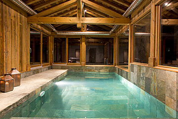 Loup Blanc Chalet, Courchevel Le Praz 1300 swimming pool