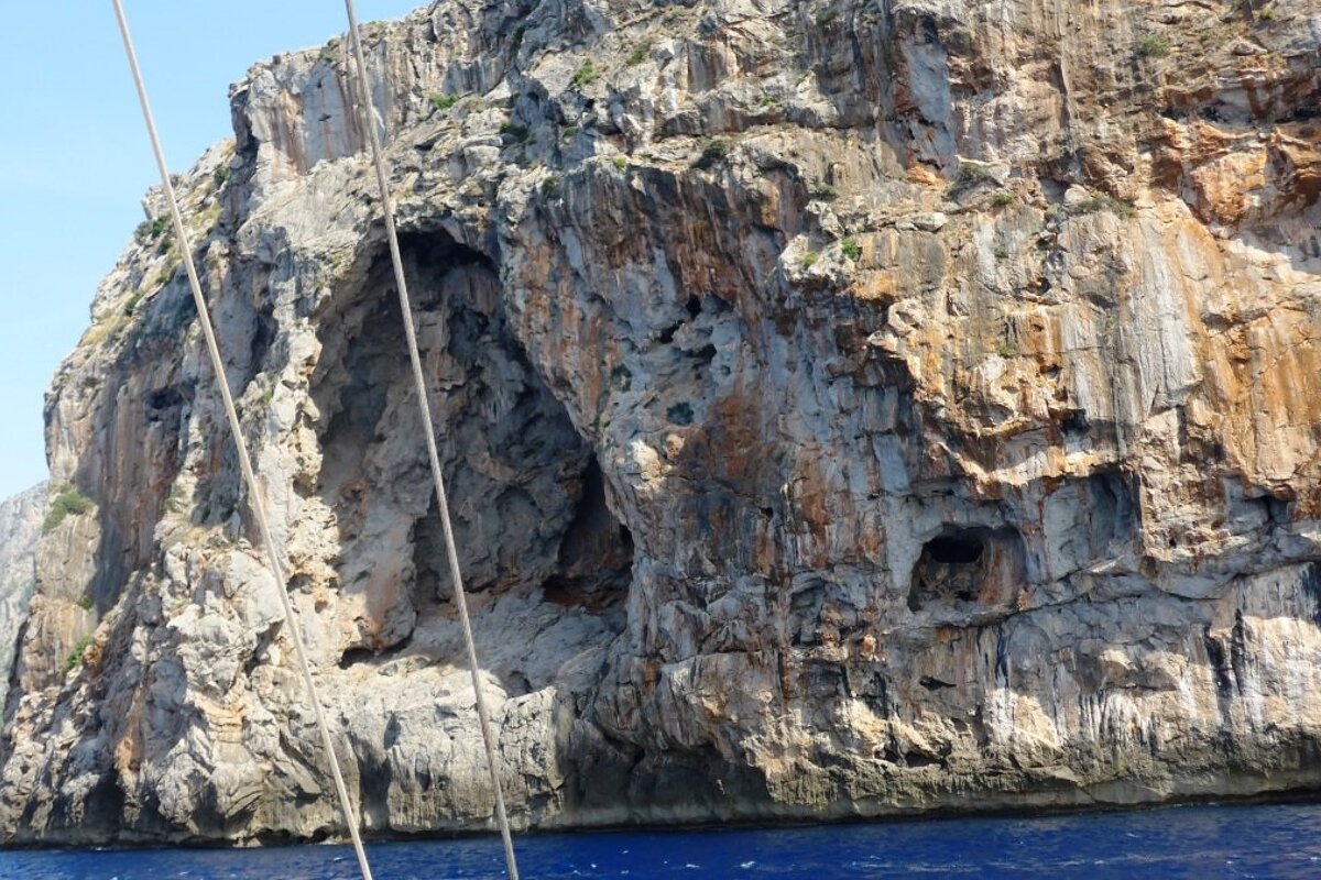 A day at sea on a classic boat