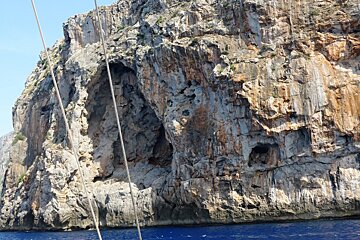 A day at sea on a classic boat