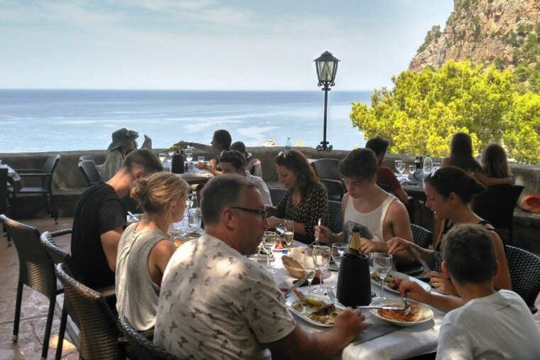 A day at sea on a classic boat