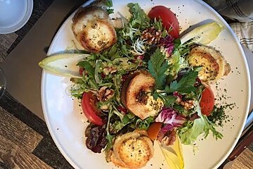goats cheese salad
