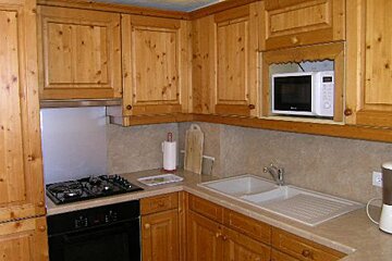 Morel Chalet, Meribel - Rond Point / Altiport kitchen