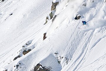 Skiing Brevent