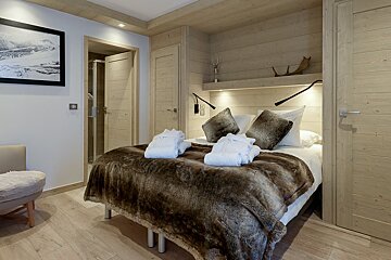Le C - Apartment 08, Courchevel Moriond 1650 double bedroom
