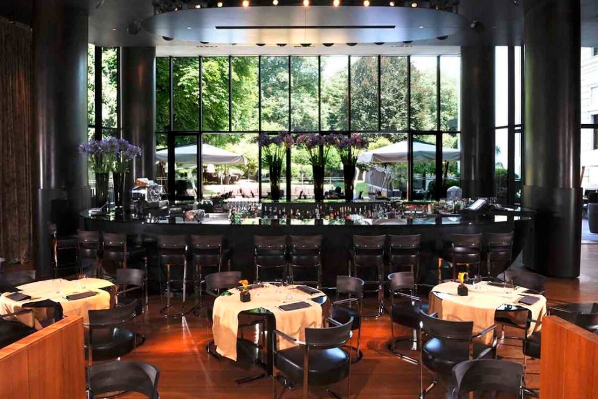 Bulgari Hotel Hotel, Milan hotel restaurant