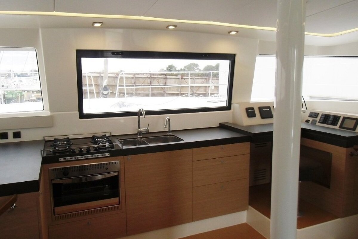 Catana Bali 4.3 13m 2017 Sailing Catamaran, Palma de Mallorca kitchen