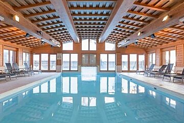 Coulicou Chalet, Les Arcs 1950 swimming pool