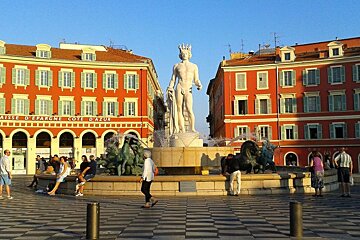 a fountain in place massena