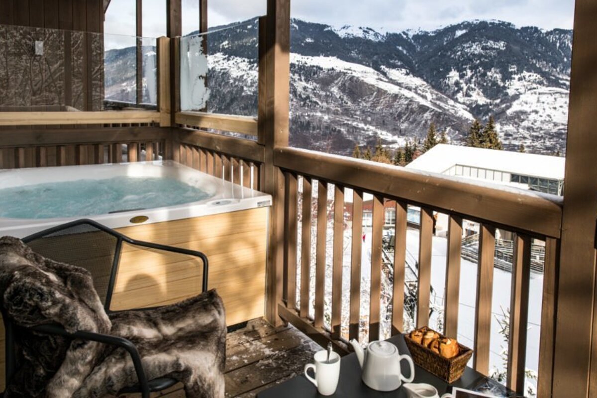 Yellowstone Lodge - No.1 Chalet, La Tania balcony