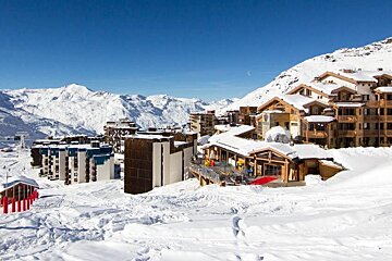 a hotel terrace in val thorens