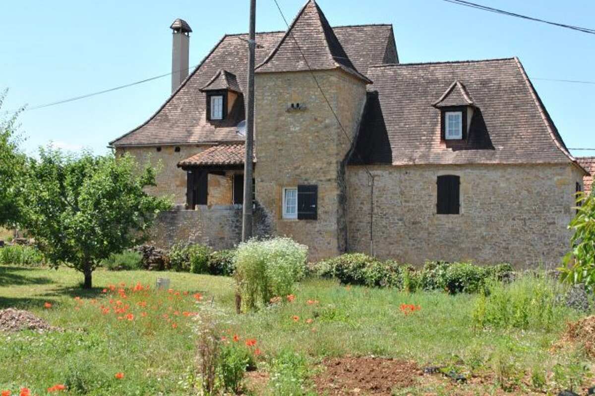 Paunat House, Tremolat house for sale