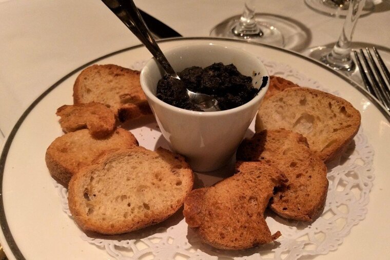 olive tapenade at da bouttau restaurant cannes