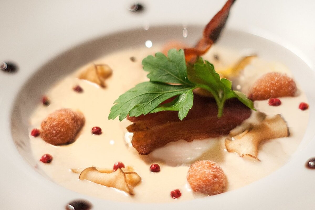 Le Cafe Comptoir Restaurant, Vallorcine style of cuisine