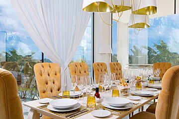 interior at Collins Restaurant