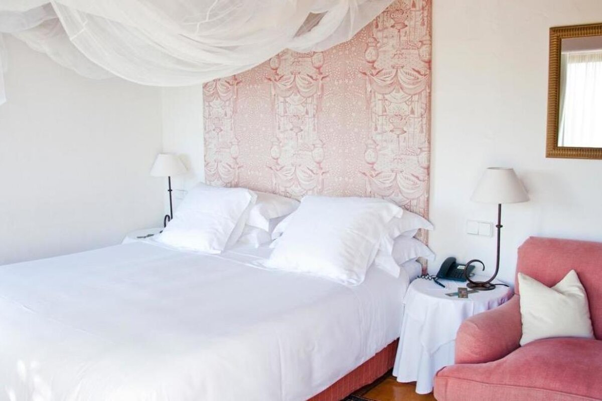 a picture of a hotel suite at Cas Gasi Hotel, Santa Gertrudis