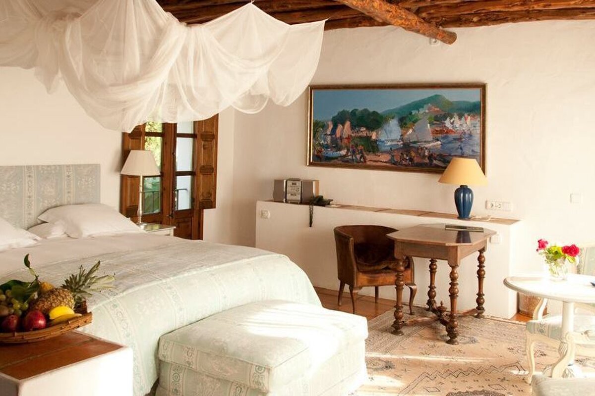 a picture of a hotel suite at Cas Gasi Hotel, Santa Gertrudis