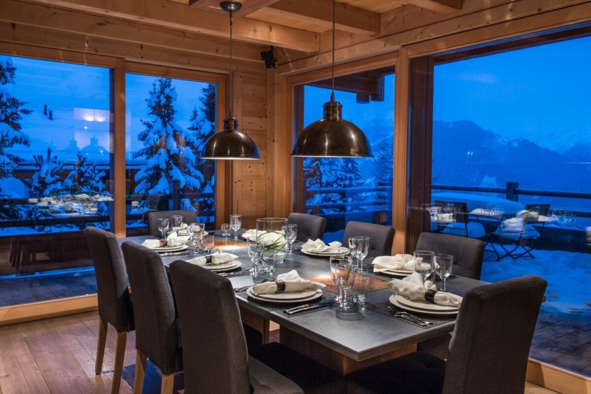 Rock Chalet, Verbier - Centre dining room 