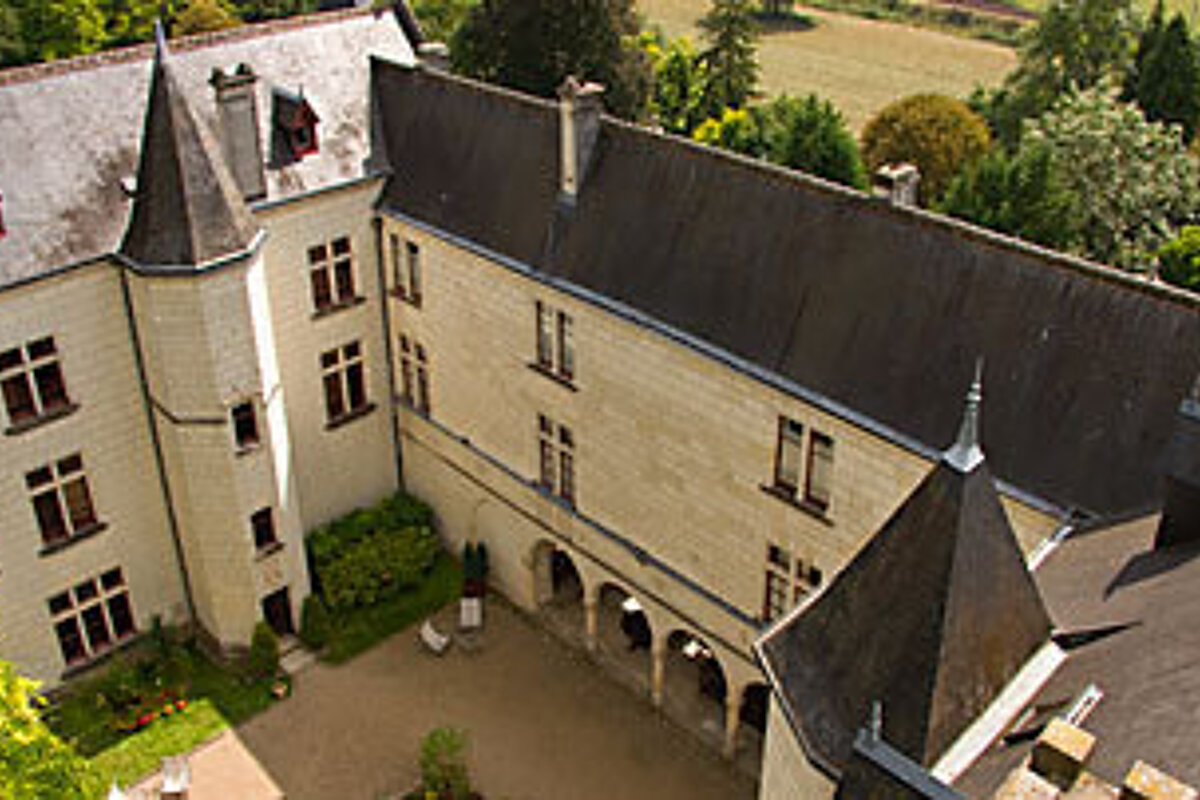 Chissay Chateau, Chissay-en-Touraine exterior