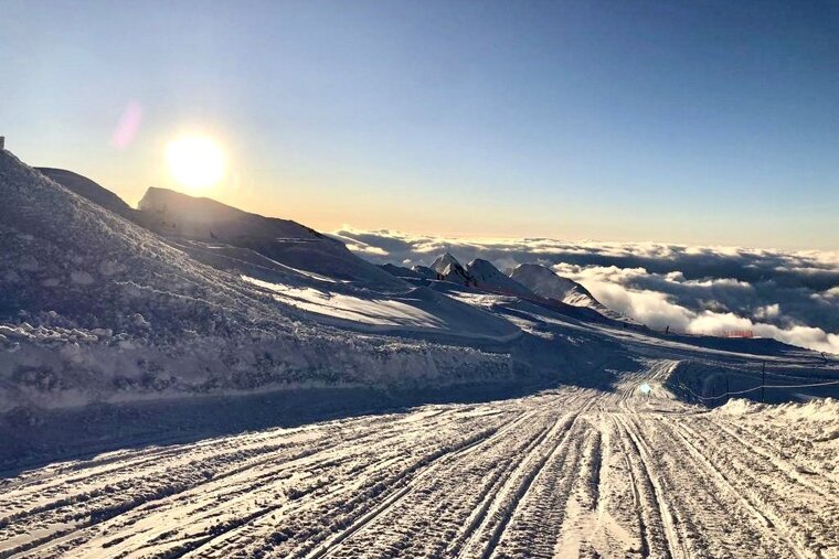 Early morning sunrise in Les 2 Alpes