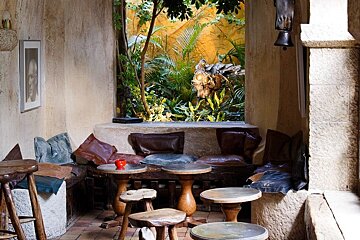 La Colombe D'Or Hotel, St Paul de Vence garden