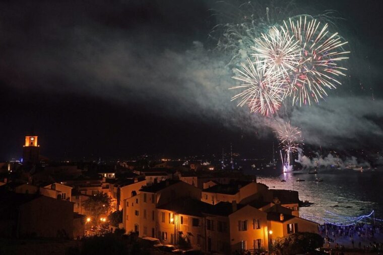 What's in Saint Tropez Christmas & New Year 2018