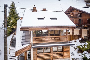 Kapa Chalet, Morzine exterior