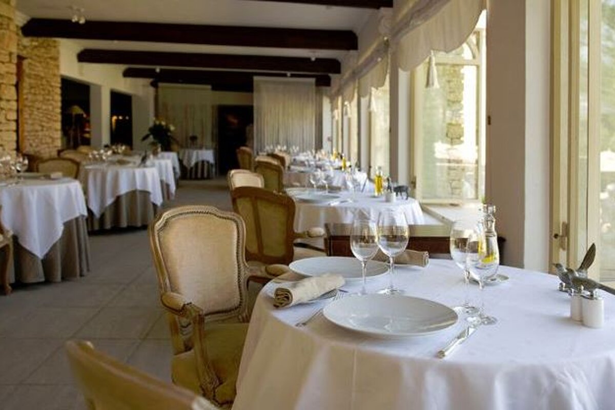 Le Phebus Hotel & Spa, Joucas (nr Gordes) dining room 