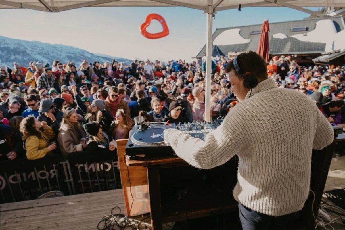 Le Rond Point Bar, Meribel