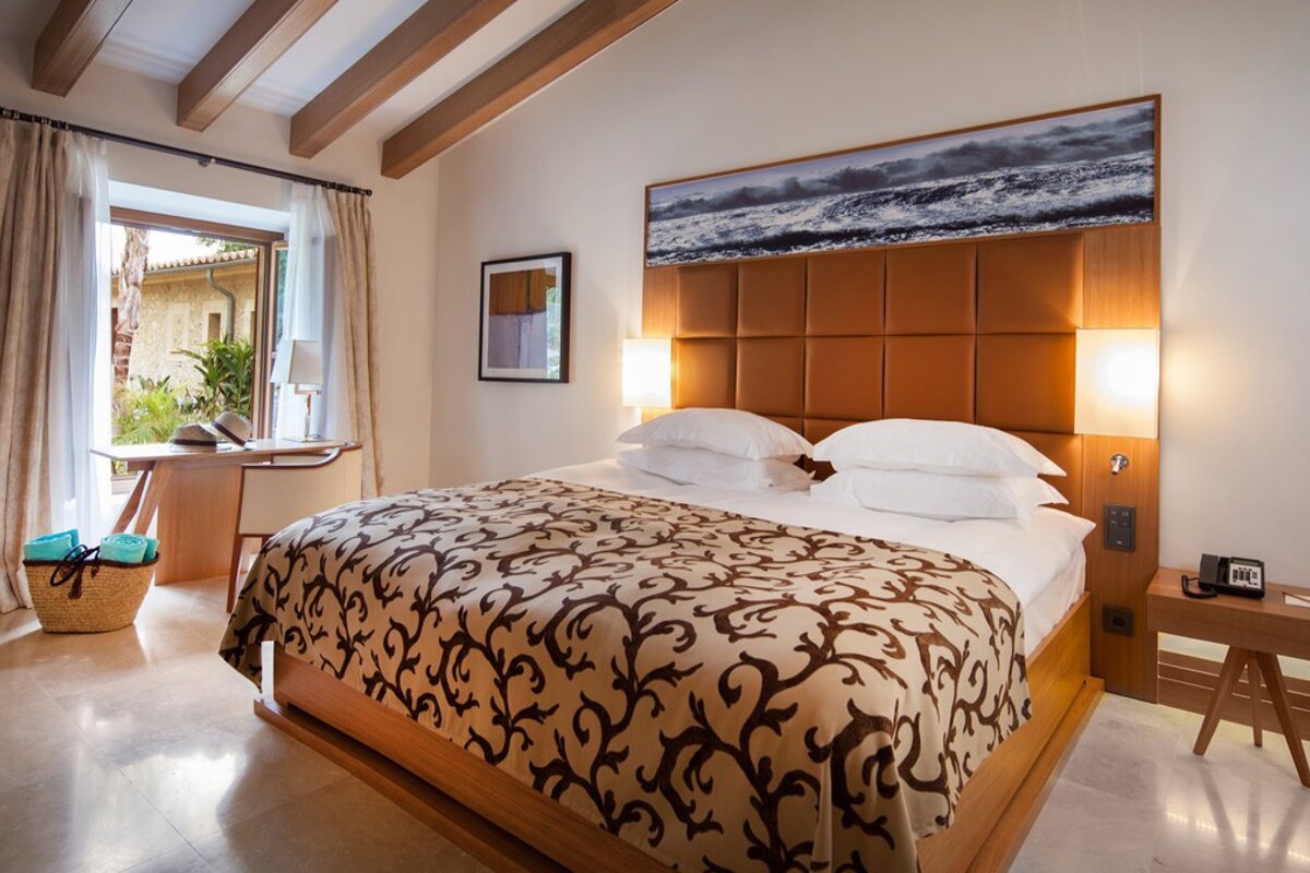 a picture of a hotel suite at Castell Son Claret, Calvia (Region)