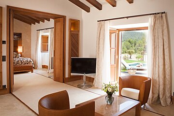 a picture of a hotel suite at Castell Son Claret, Calvia (Region)