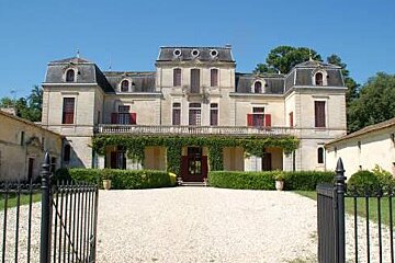 Chateau near Bordeaux, Bordeaux Area chateau