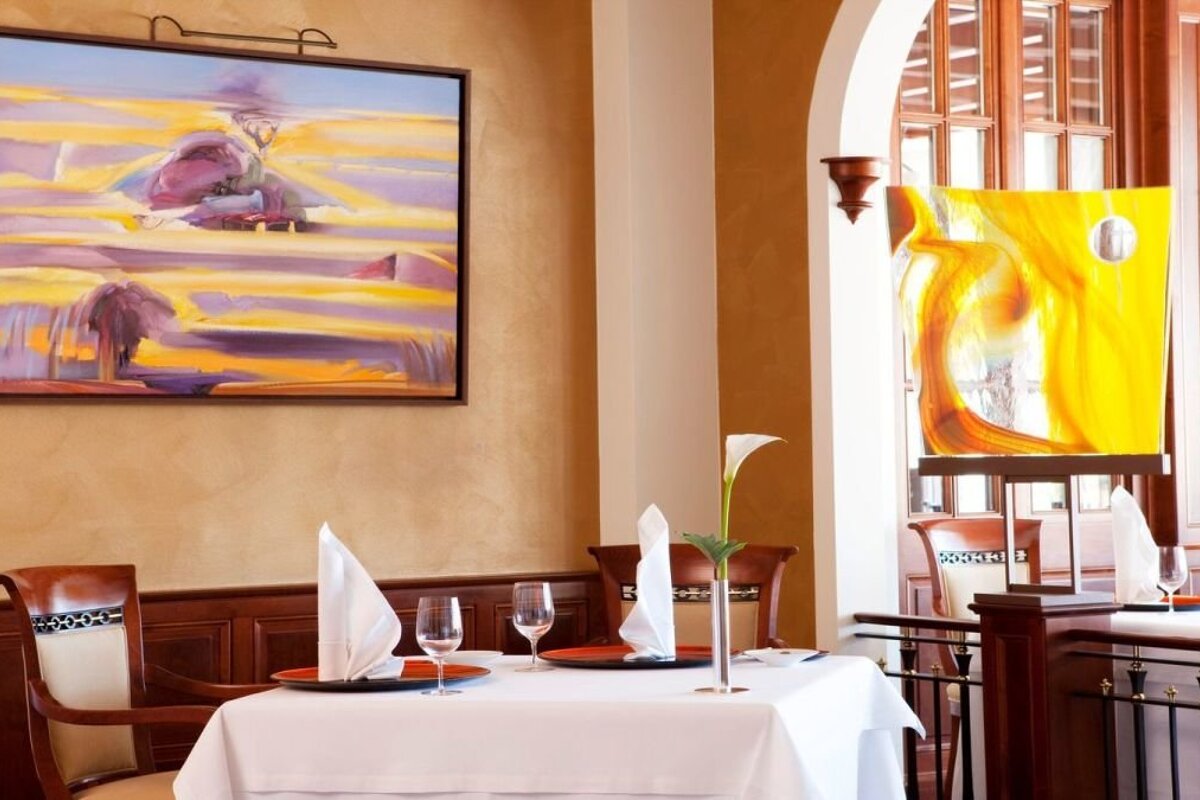 Es Fum Restaurant, Costa d'en Blanes interior