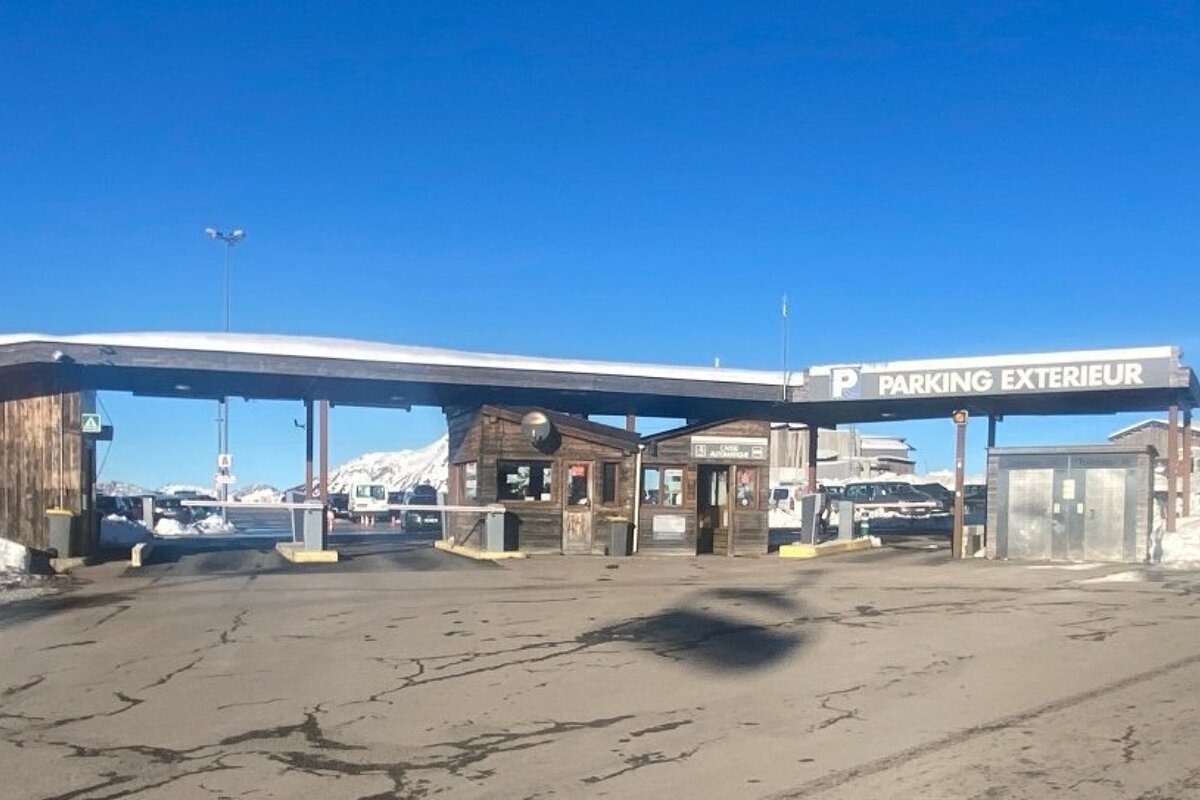 Entrance to exterior parking in Avoriaz