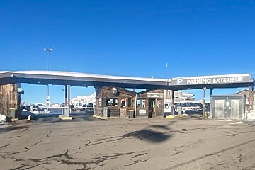 Entrance to exterior parking in Avoriaz