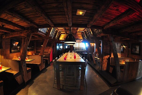 Le Steak Club Restaurant, Val Thorens interior