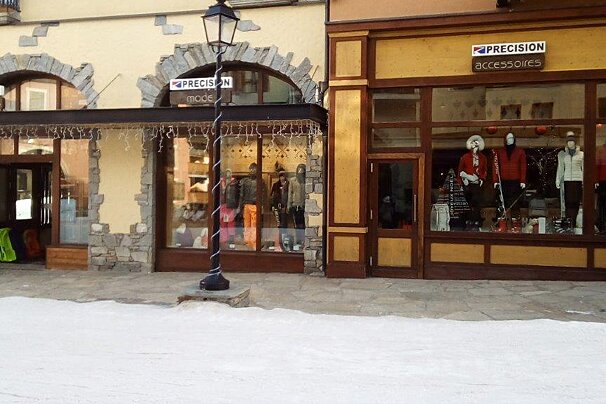 Precision Ski - Arc 1950 Ski Hire, Les Arcs 1950 exterior