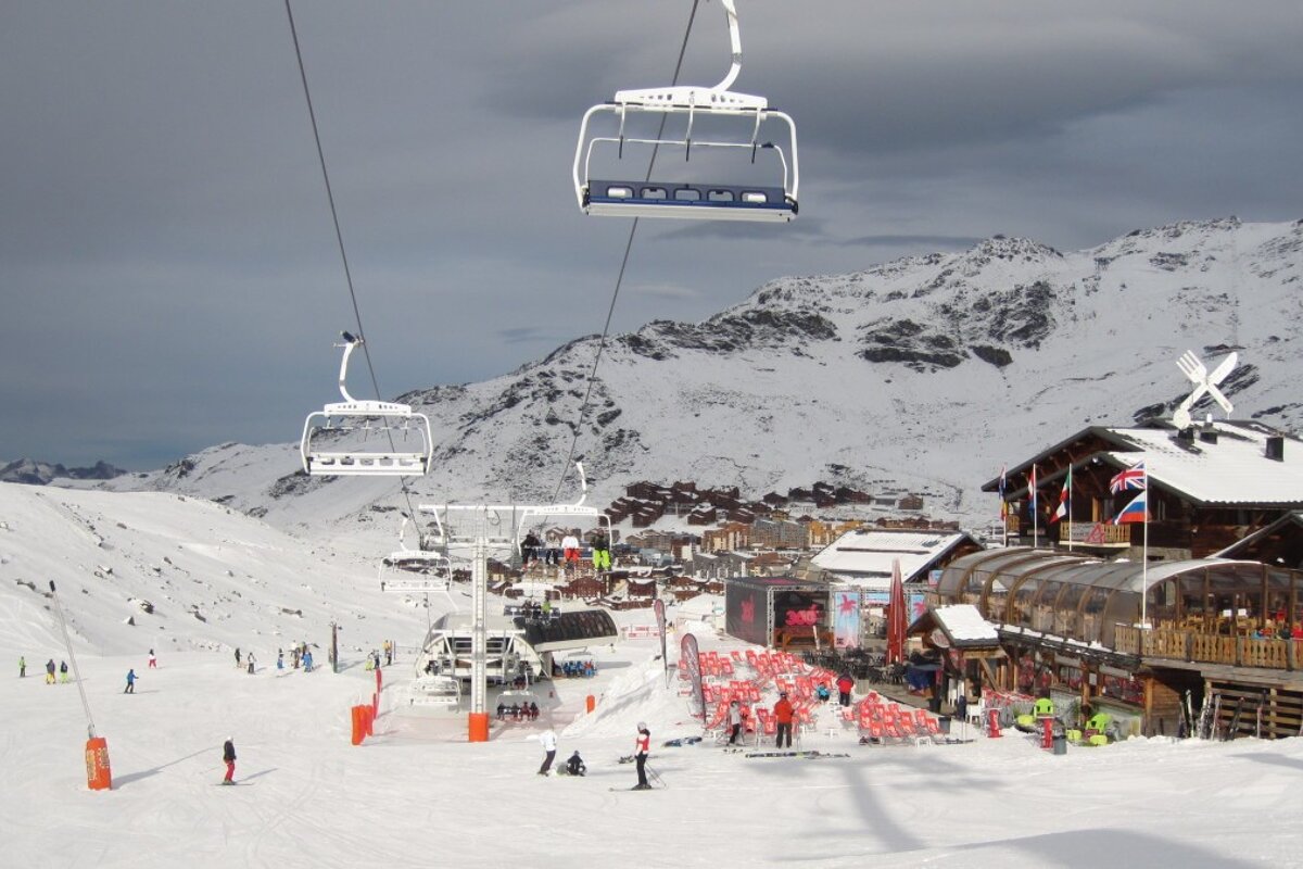 a shiny new chair lift in the 3 valleys