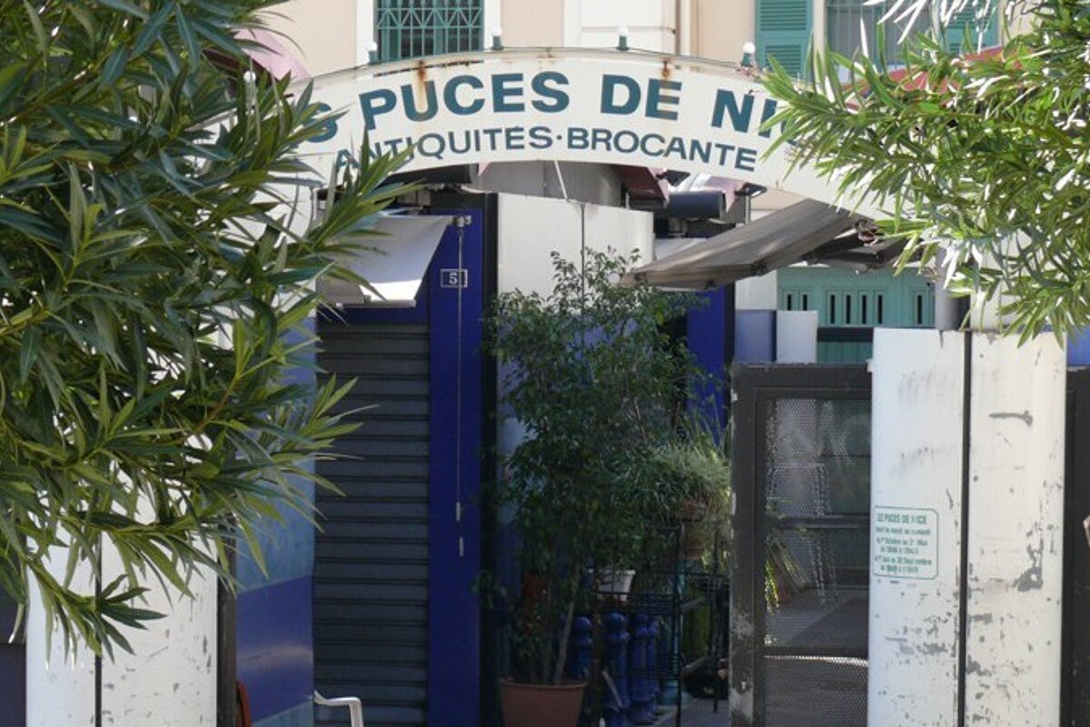 Les Puces de Nice