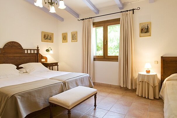 Sa Torre Finca Hotel, Santa Eugenia double bedroom